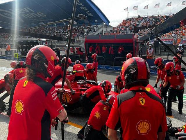 关于汉密尔顿宣布退役，F1七冠王传奇谢幕的信息