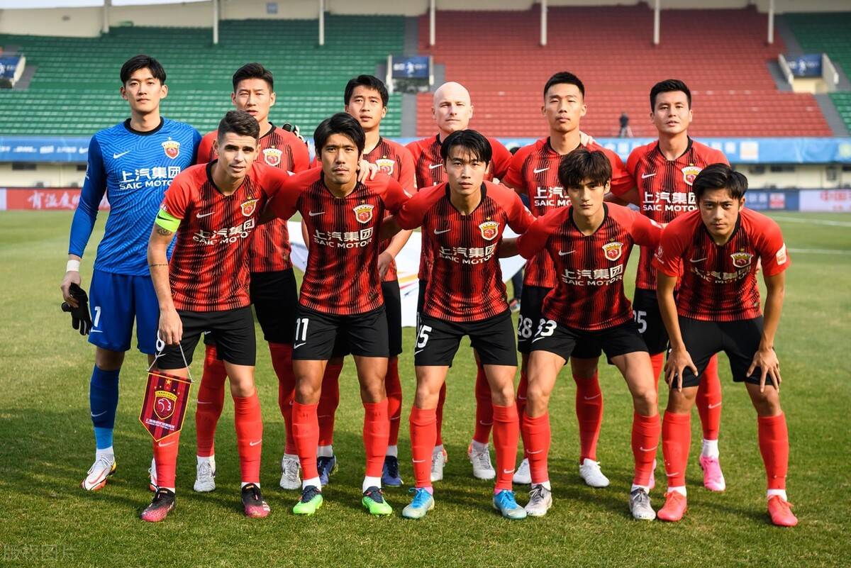 中超金靴争夺：武磊vs克雷桑vs莱昂纳多