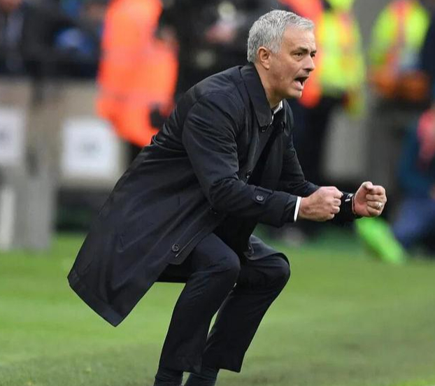 九游体育官方网站-穆里尼奥的防守反击：实用主义的胜利