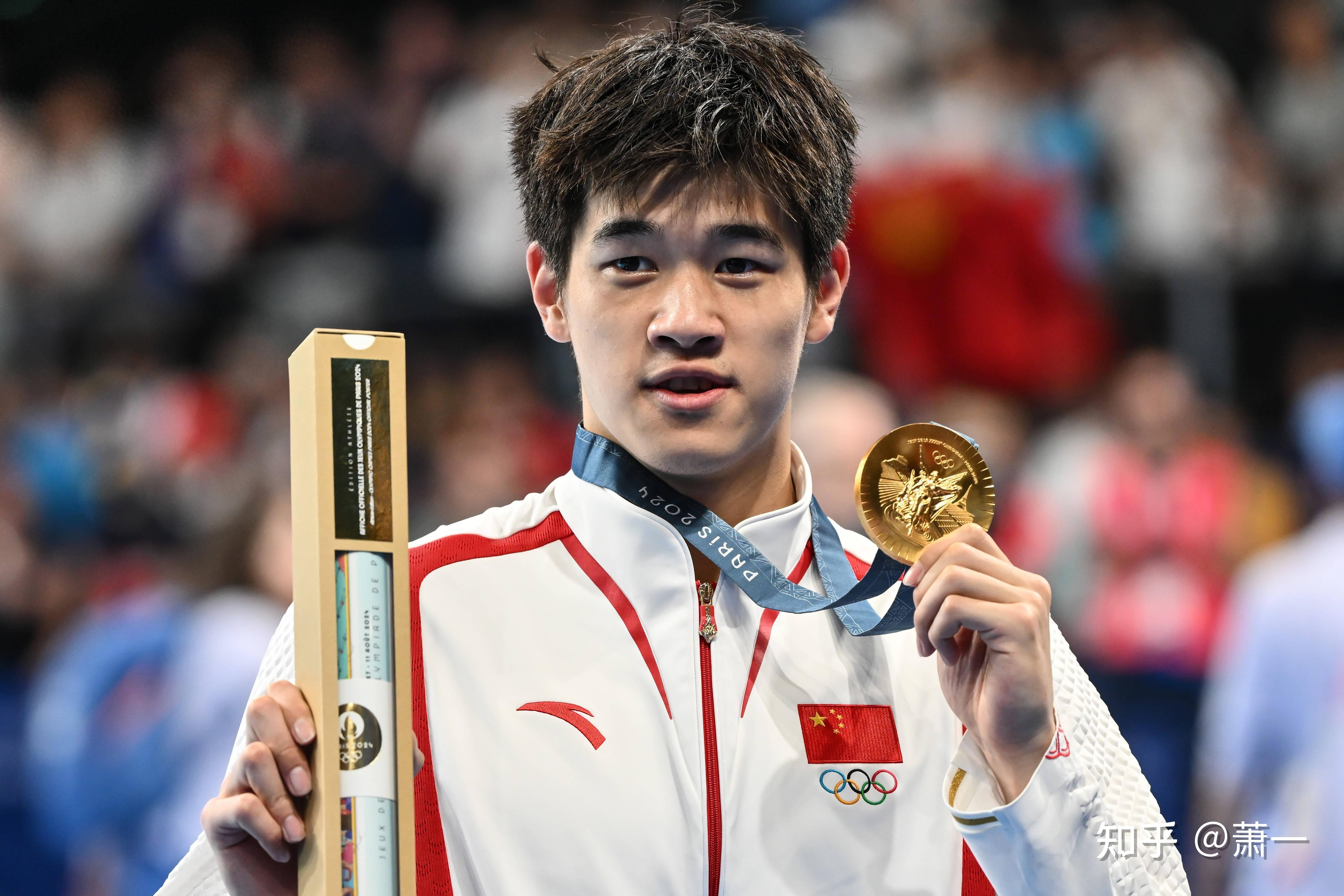 九游体育官方网站-包含体坛今日热搜TOP5：哪条你最关注？的词条