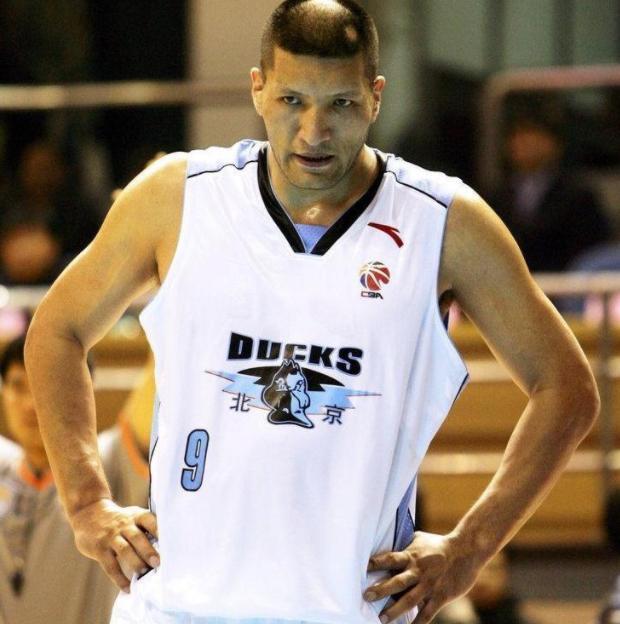 九游体育平台-包含巴特尔：草原雄鹰的NBA之旅的词条