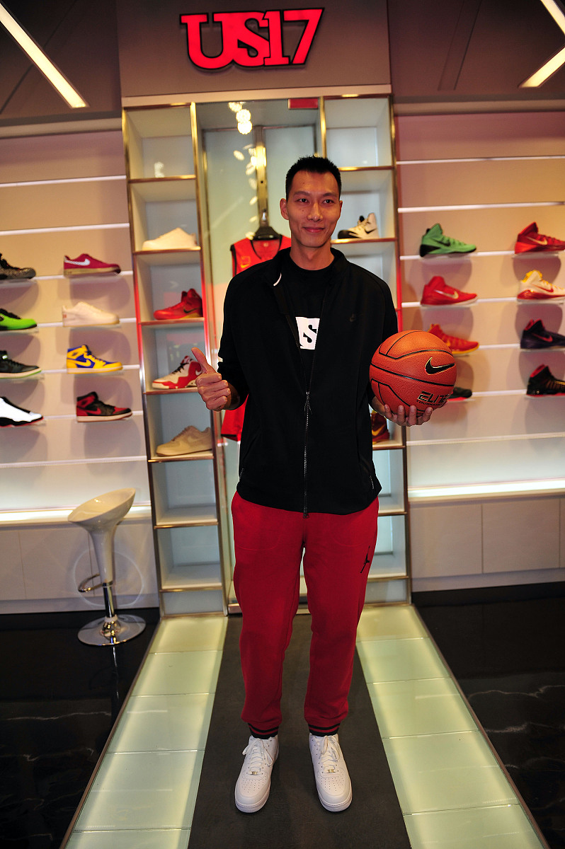 九游体育网页版-易建联退役：后易时代谁来扛旗？的简单介绍